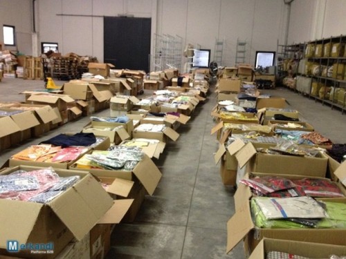 Stock vestiti uomo donna - stock,